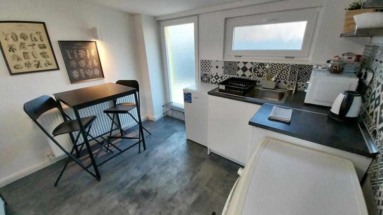 Hi-Bp Garden City Batsanyi Tiny House Near The City Train With Free Parking Budapeste Exterior foto